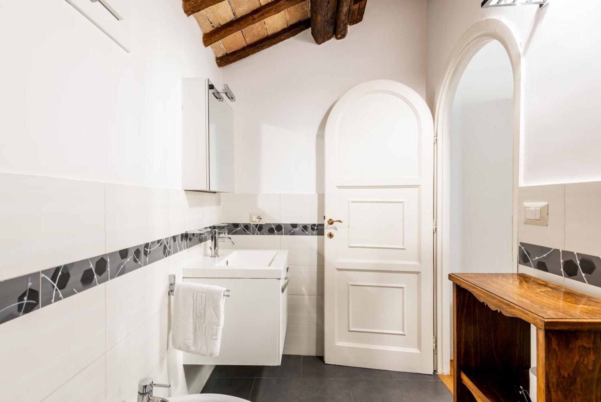 Pavone Centre Romantic Apartment Buitenkant foto