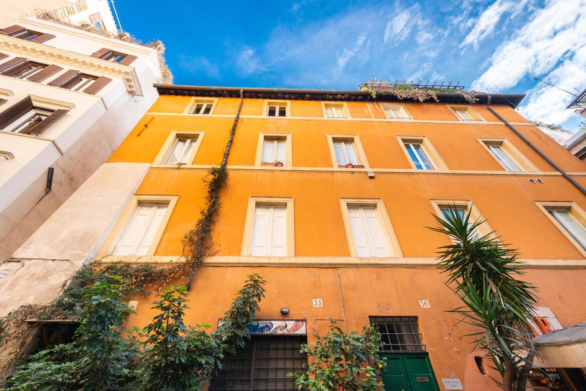 Pavone Centre Romantic Apartment Buitenkant foto